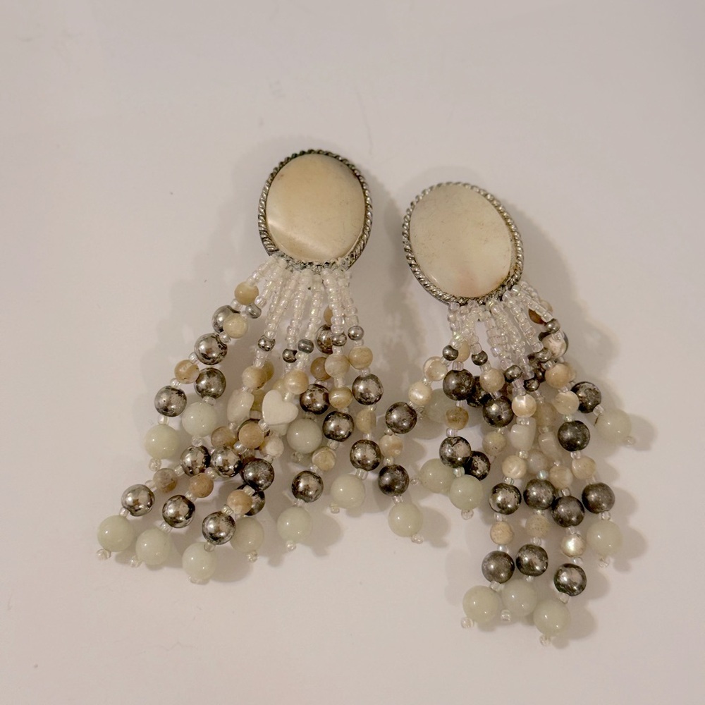 Vintage Artsy Retro Earrings Tassel Clip On 80's - Picture 4 of 4
